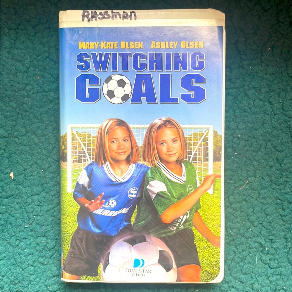 1999 Mary-Kate & Ashley Olsen Switching Goals vintage VHS videotape